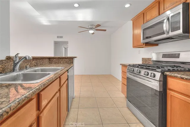 $307,500 | 1315 Massachusetts Avenue, Unit 204, Riverside, CA 92507