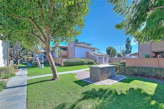 $307,500 | 1315 Massachusetts Avenue, Unit 204, Riverside, CA 92507