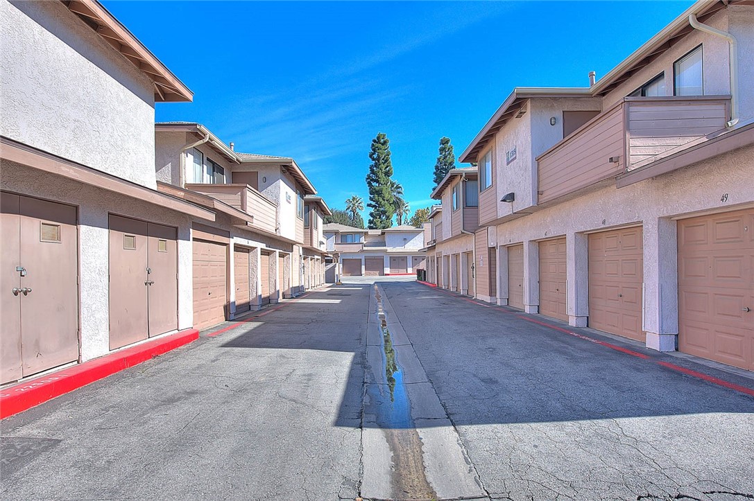 1315 Massachusetts Avenue, Unit 204 Riverside, CA 92507 - Photo 26 of 35