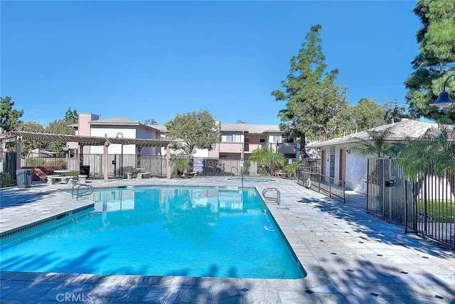 $307,500 | 1315 Massachusetts Avenue, Unit 204, Riverside, CA 92507