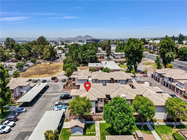 $307,500 | 1315 Massachusetts Avenue, Unit 204, Riverside, CA 92507