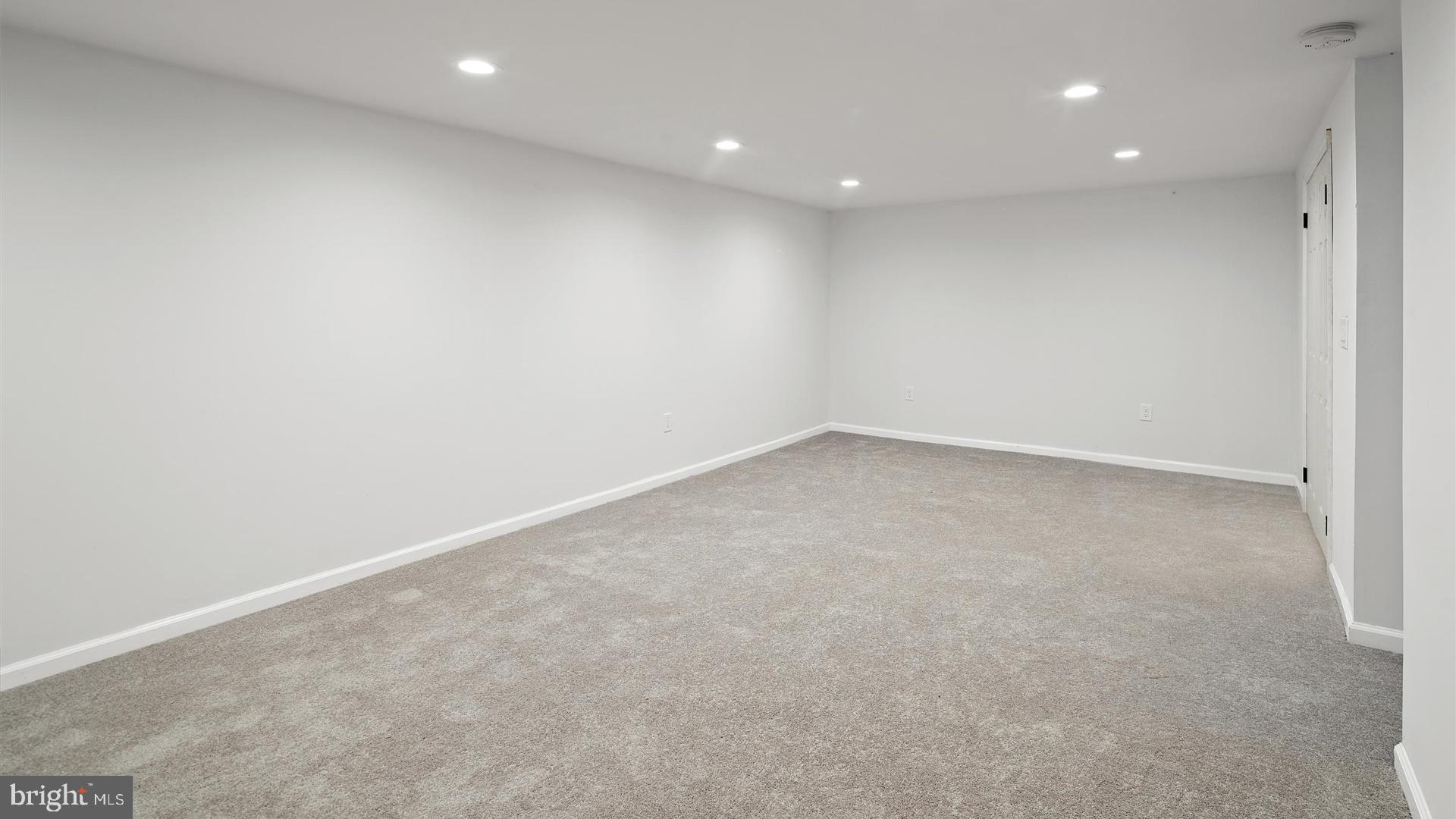 28459 School House Road Columbus, NJ 08022 - Photo 32 of 39 Basement