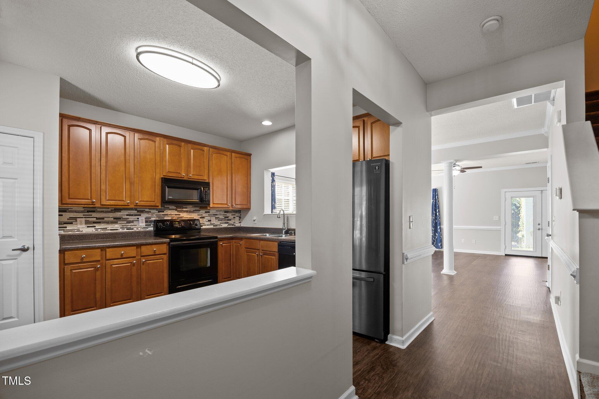 3408 Sosa Road Raleigh, NC 27610 - Photo 4 of 29 20-web-or-mls-IMG_8919