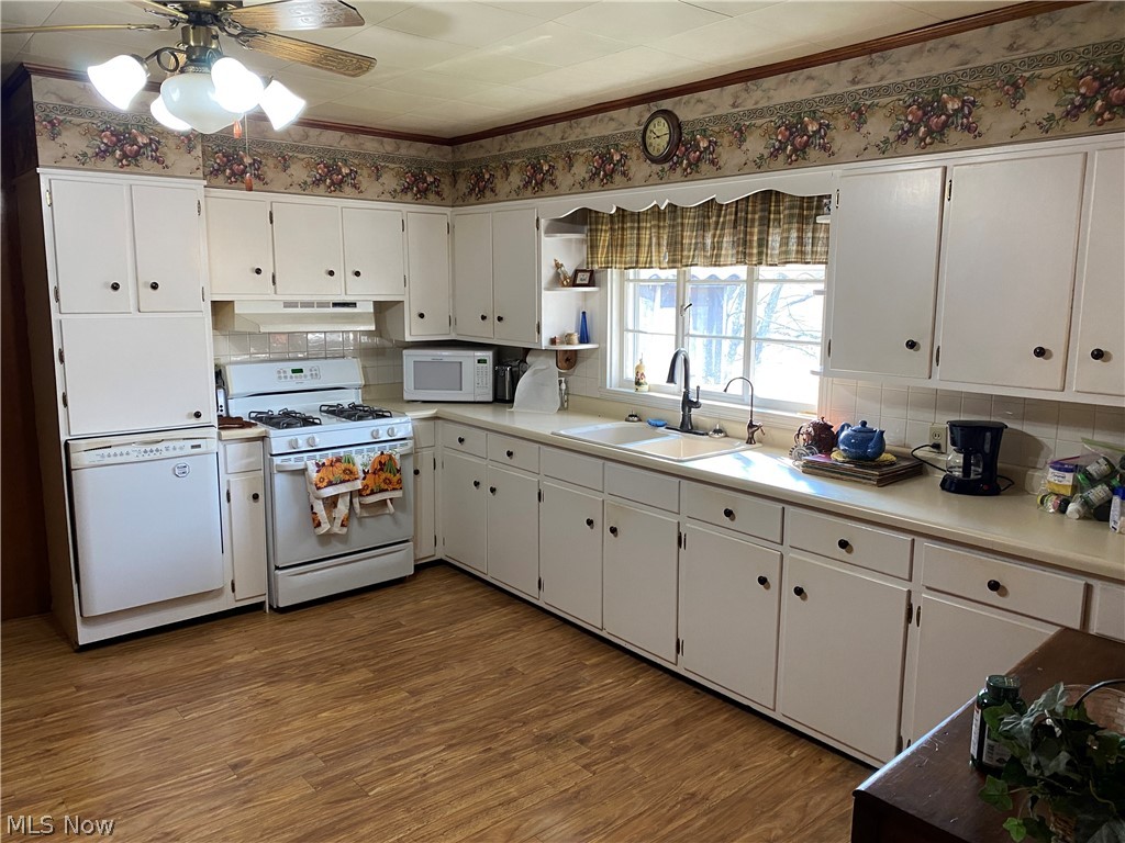 122 South 7th Street Dennison, OH 44621 - Photo 2 of 20