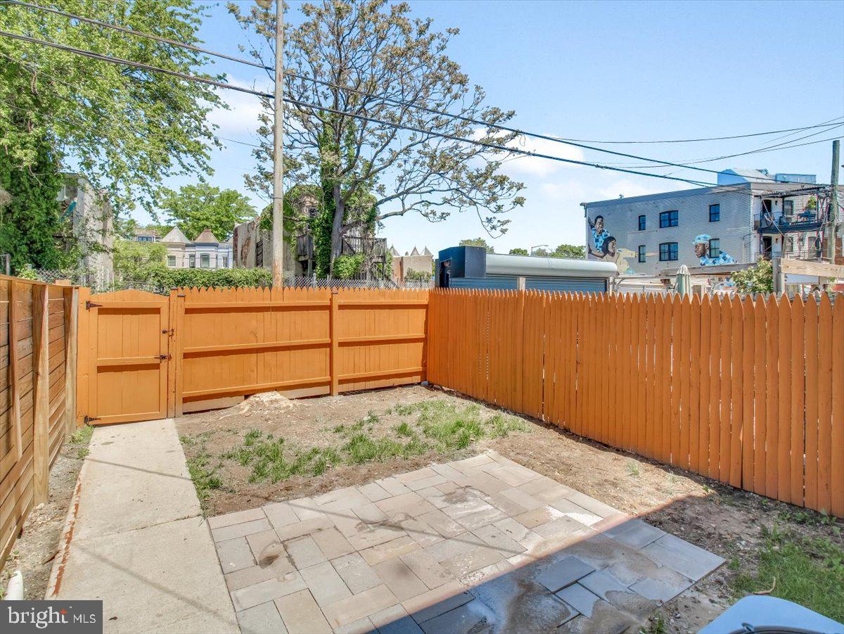 27 Bates Street Northwest Washington, DC 20001 - Photo 31 of 35 Rear Entrance Backyard