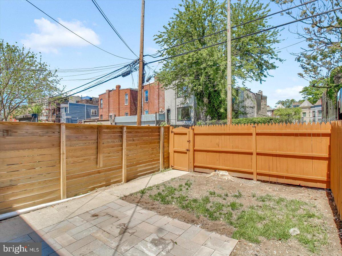 27 Bates Street Northwest Washington, DC 20001 - Photo 34 of 35 Make it an off street parking!