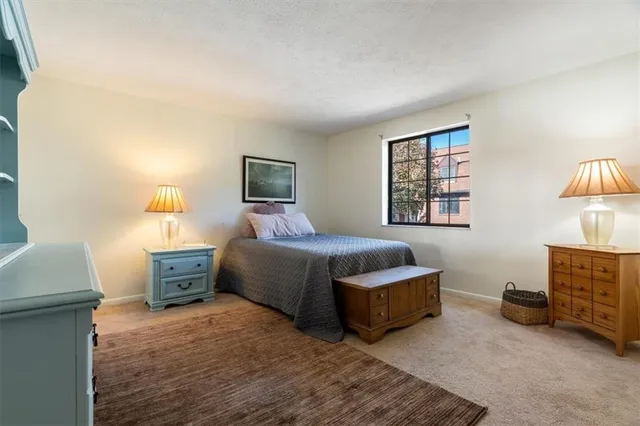 $275,999 | 703 Timber Lane, Sewickley, PA 15143