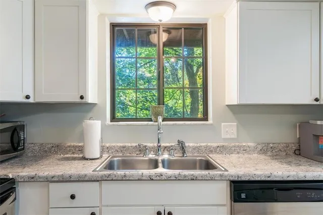 $275,999 | 703 Timber Lane, Sewickley, PA 15143