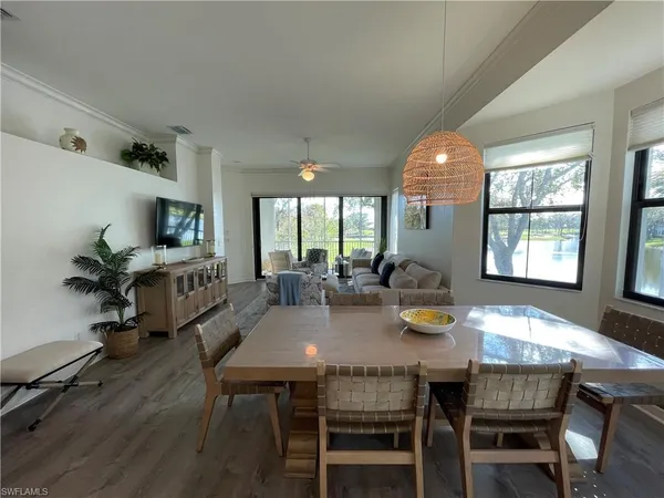 $8,000 | 2377 Ravenna Boulevard, Unit 202, Naples, FL 34109