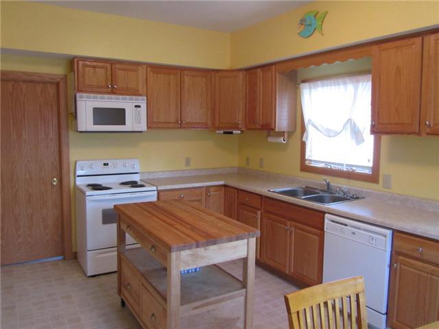 470 East State Street Pendleton, IN 46064 - Photo 3 of 18