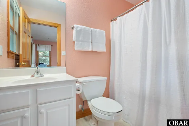 $1,349,900 | 134 Four Seasons Lane, Duck, NC 27949