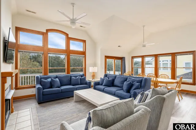 $1,349,900 | 134 Four Seasons Lane, Duck, NC 27949