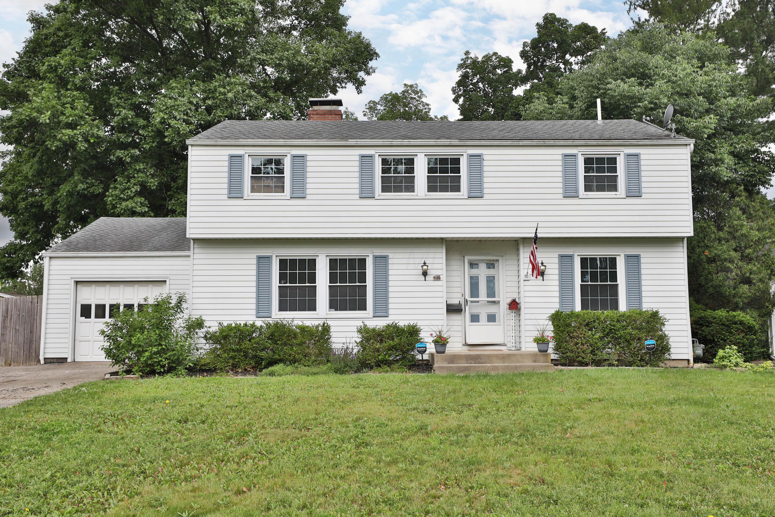 435 North Murray Hill Road Columbus, OH 43228 - Photo 1 of 33