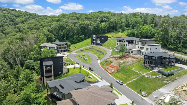 $252,000 | 5809 Woodland Hills Drive, Nashville, TN 37211