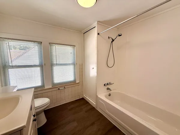 $209,800 | 15028 Sumner, Redford, MI 48239