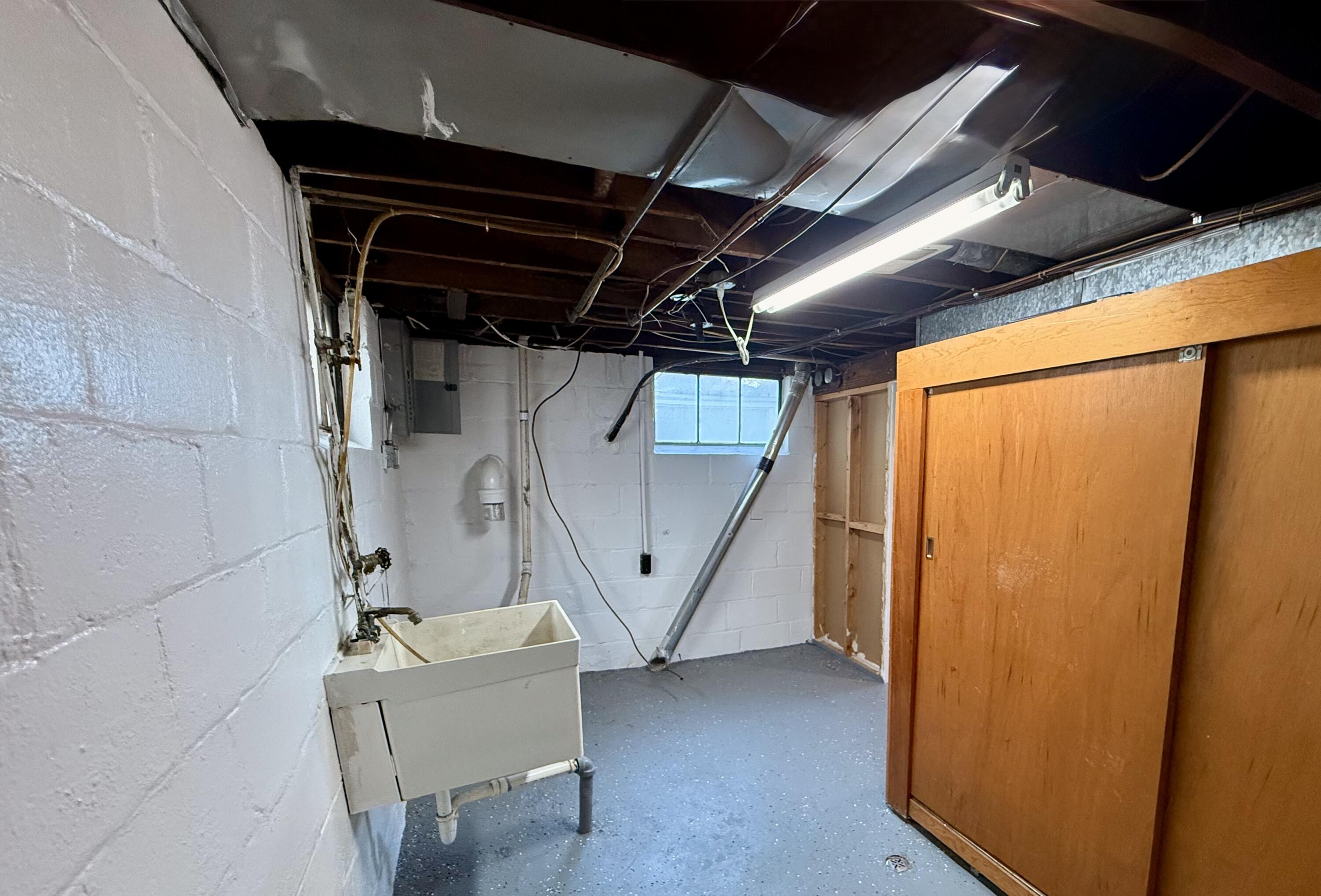 15028 Sumner Redford, MI 48239 - Photo 16 of 21 laundry room w cedar closet