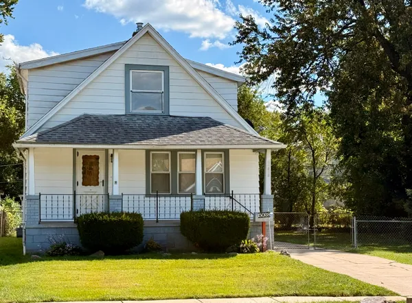 $209,800 | 15028 Sumner, Redford, MI 48239
