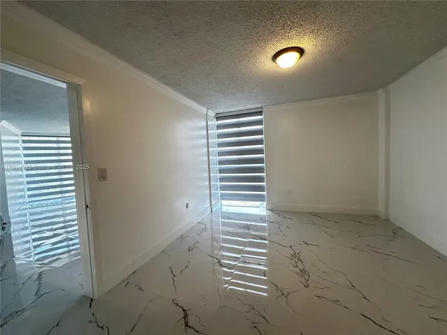 $2,600 | 7125 Northwest 186th Street, Unit B311, Hialeah, FL 33015
