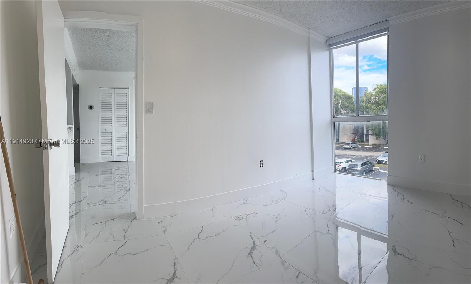 7125 Northwest 186th Street, Unit B311 Hialeah, FL 33015 - Photo 10 of 25