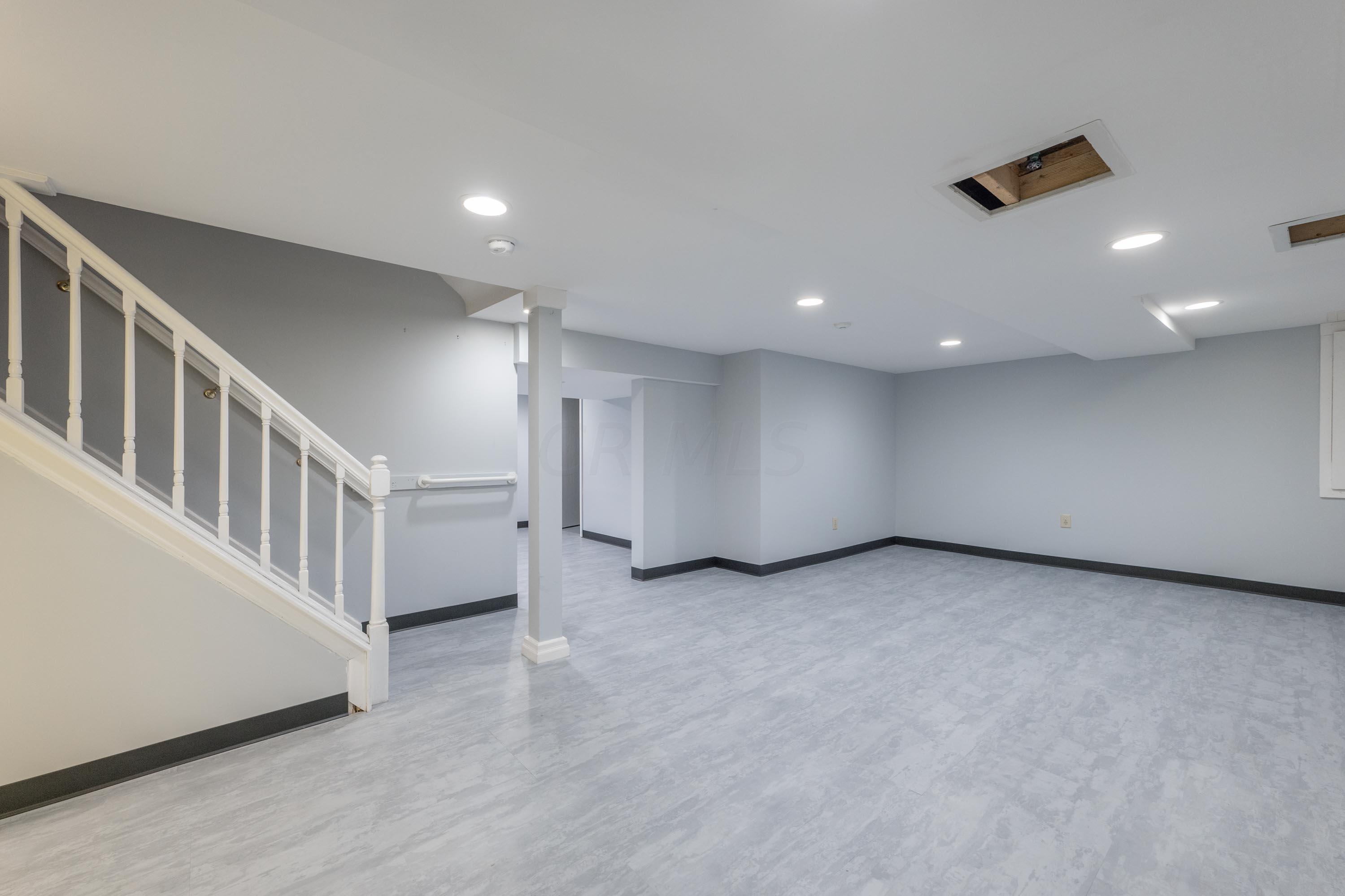 3244 Fishinger Road Columbus, OH 43221 - Photo 49 of 71 064P1543184