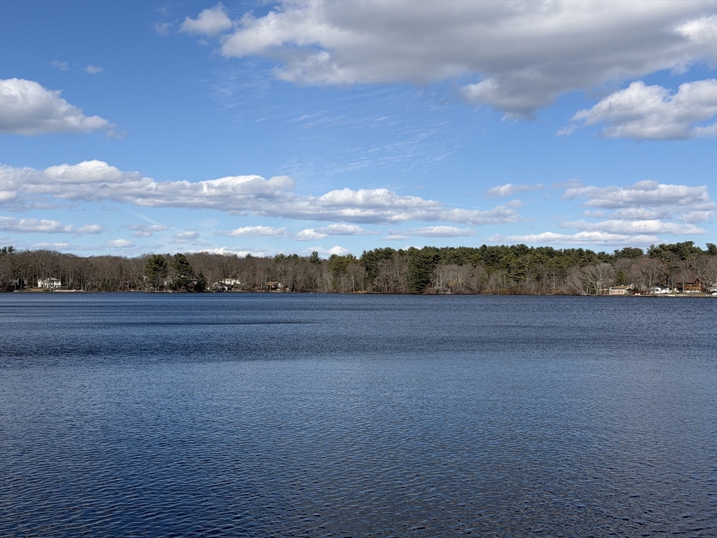 5 Bernier Lane Bellingham, MA 02019 - Photo 2 of 28