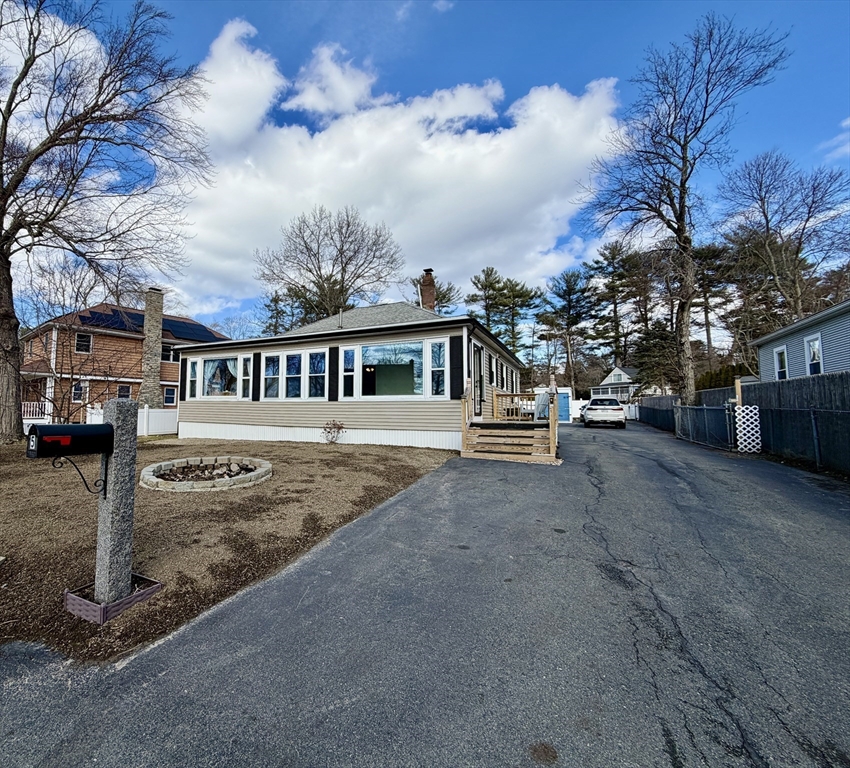5 Bernier Lane Bellingham, MA 02019 - Photo 3 of 28