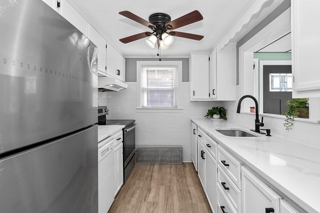 5 Bernier Lane Bellingham, MA 02019 - Photo 6 of 28