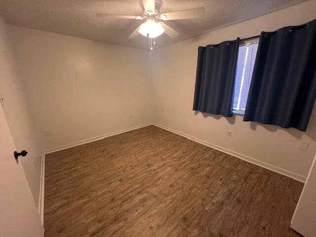 1925 Esplanade Street Navarre, FL 32566 - Photo 14 of 22