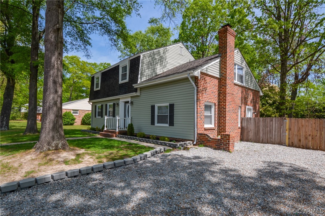 1517 Sandgate Road Midlothian, VA 23113 - Photo 3 of 40 Gallery Image 3