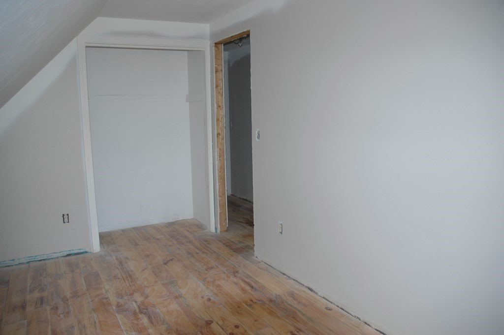 148 Southbridge Road Dudley, MA 01571 - Photo 11 of 15 Gallery Image 11
