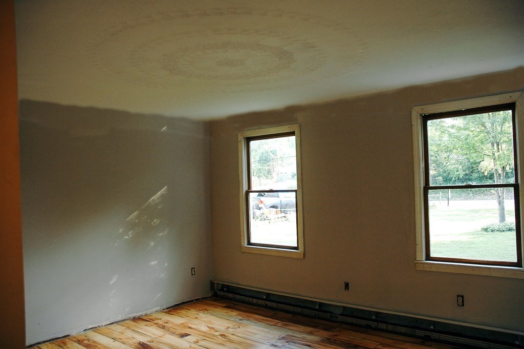 148 Southbridge Road Dudley, MA 01571 - Photo 3 of 15 Gallery Image 3