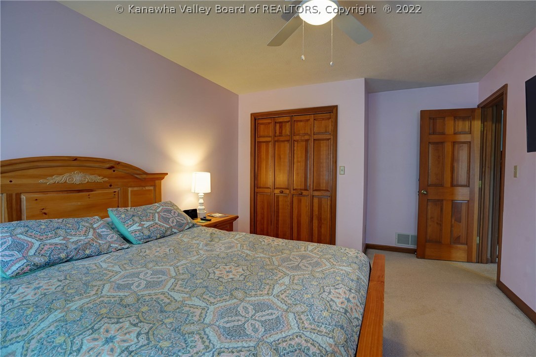 136 Summit Ridge Road Hurricane, WV 25526 - Photo 24 of 39 Gallery Image 24