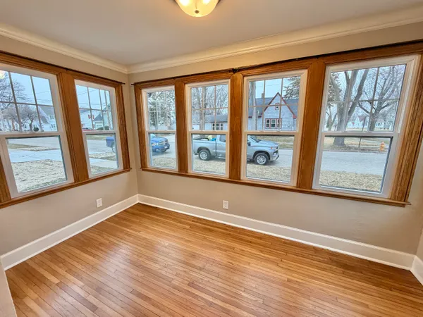 $344,900 | 1221 Grace Street, Janesville, WI 53545