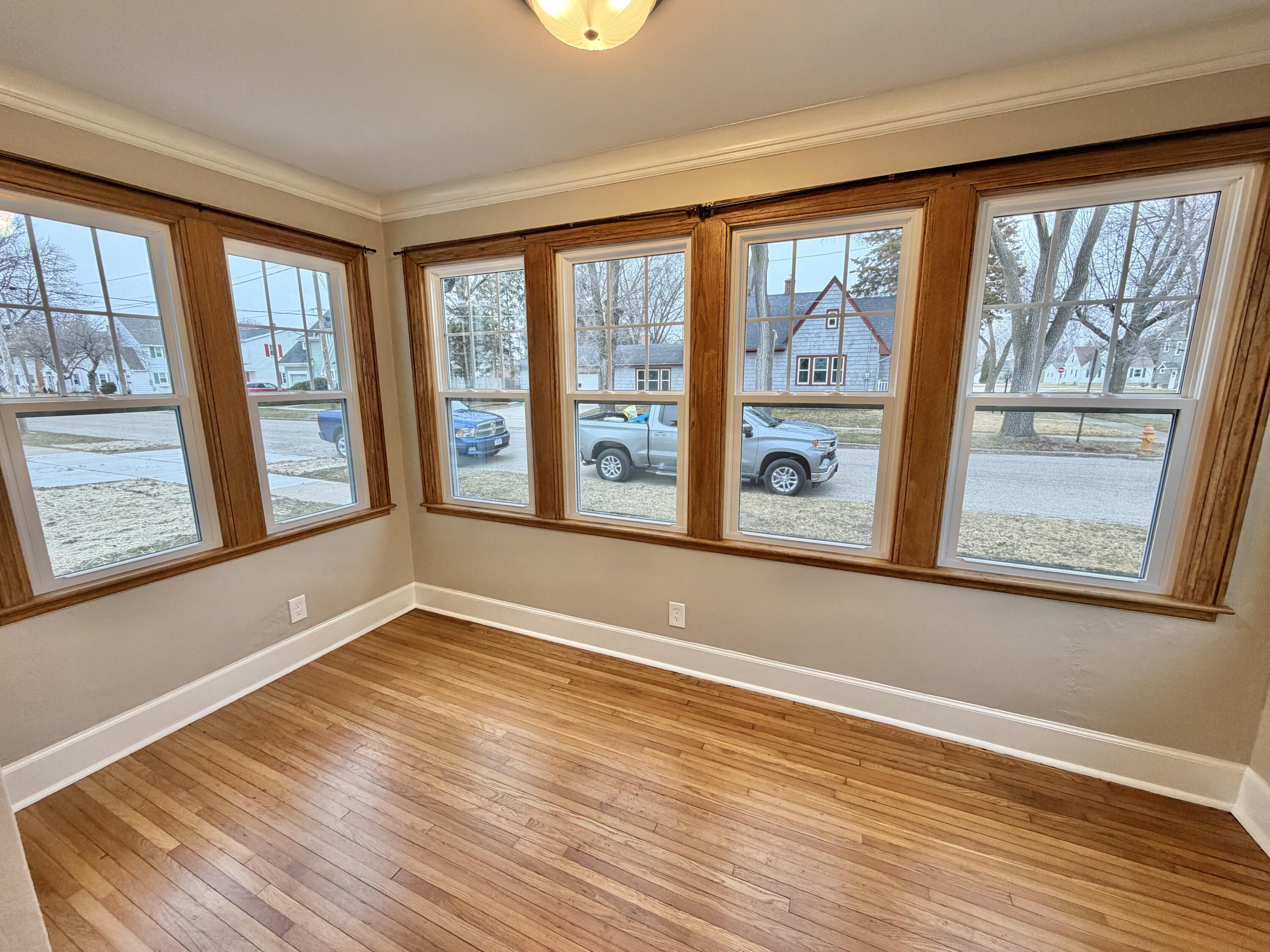 1221 Grace Street Janesville, WI 53545 - Photo 5 of 17 IMG_1573