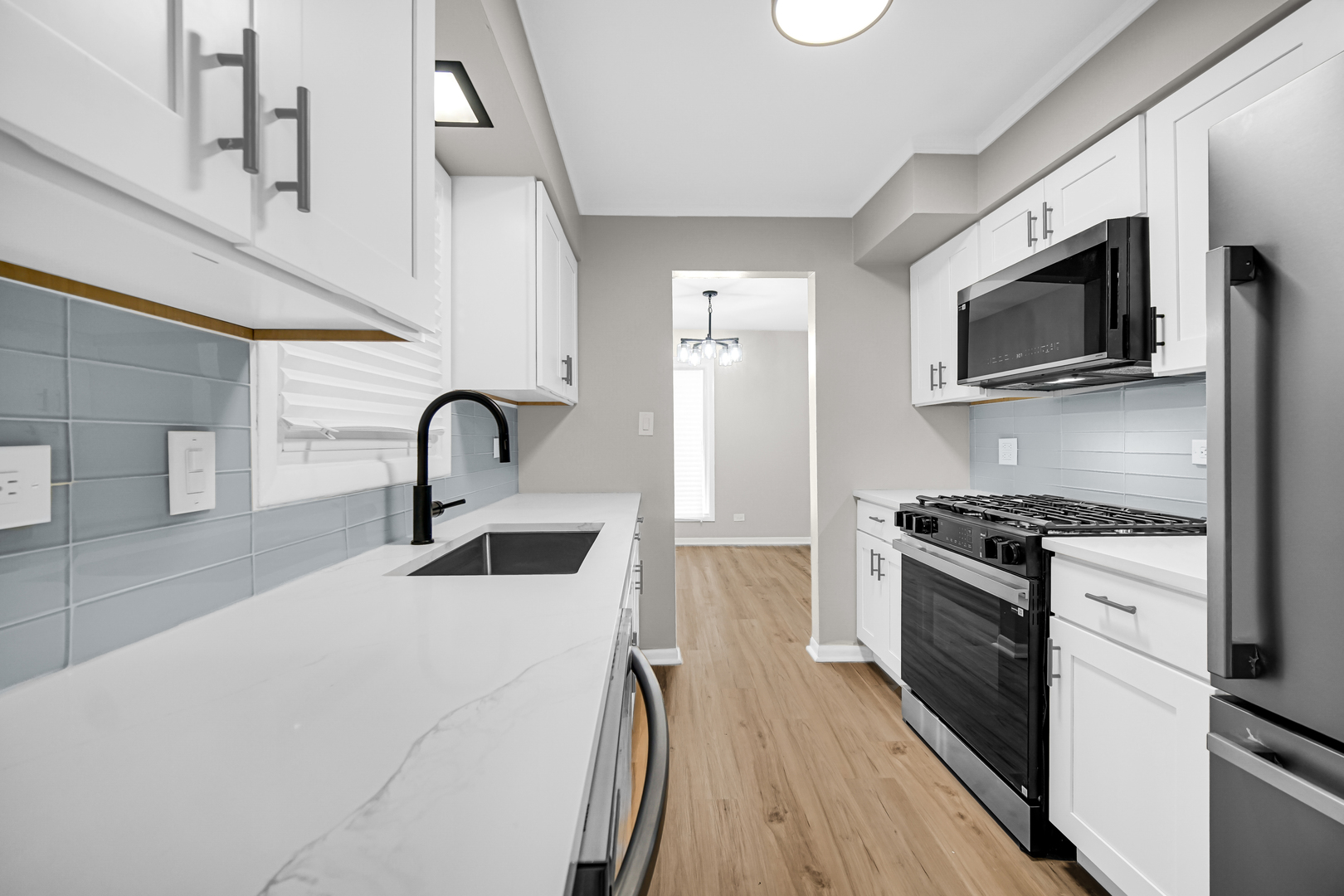 11601 South Laflin Street Chicago, IL 60643 - Photo 3 of 25