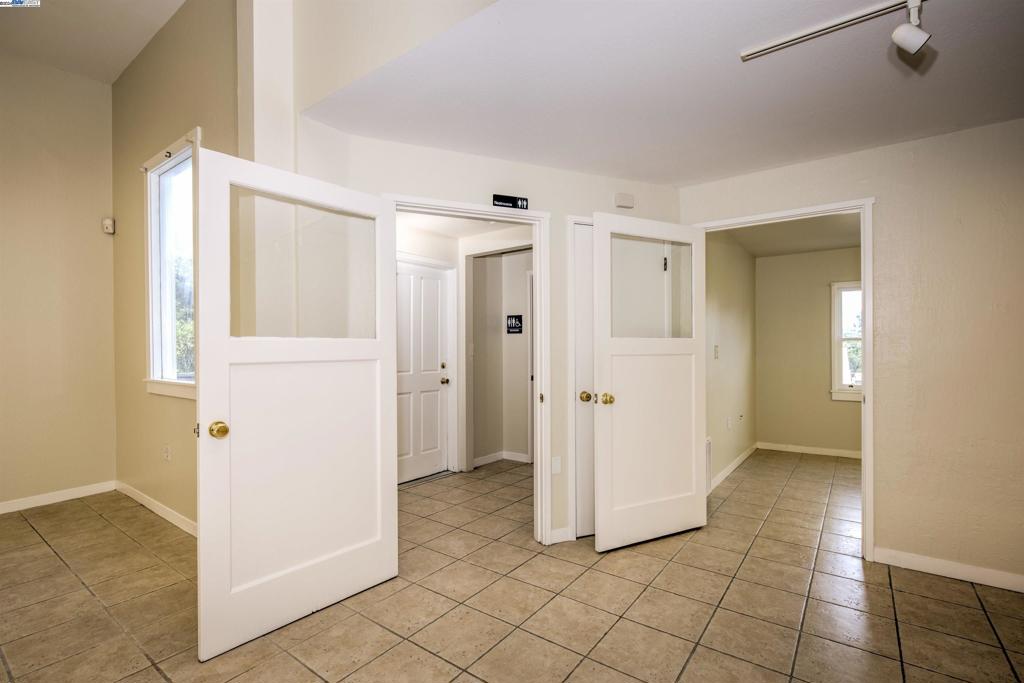 43301 Mission Boulevard Fremont, CA 94539 - Photo 17 of 30 a view of a hallway with closet area