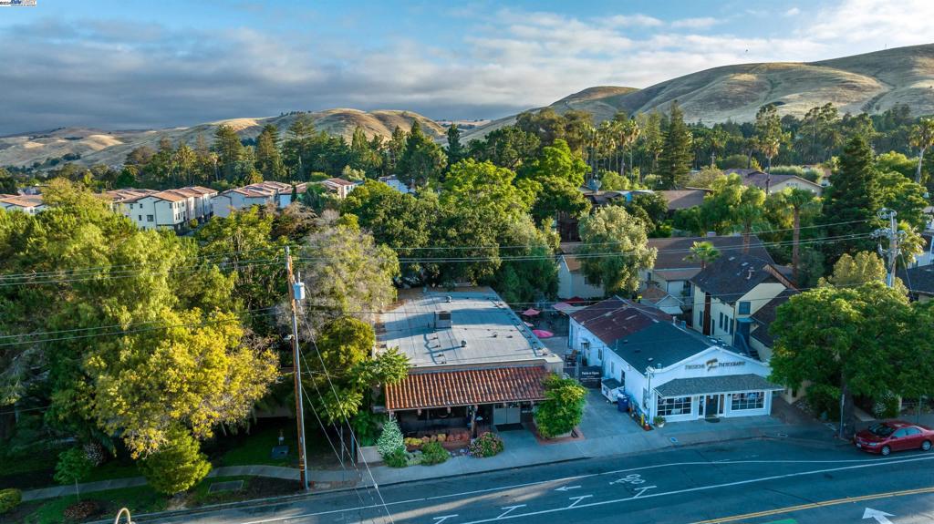 43301 Mission Boulevard Fremont, CA 94539 - Photo 23 of 30 an aerial view of multiple house