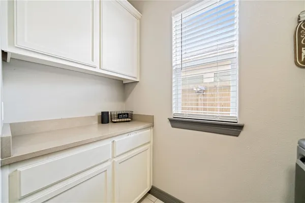 $405,000 | 6733 Stuyvesant Court, Corpus Christi, TX 78414