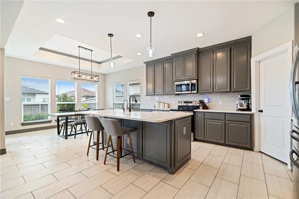 $405,000 | 6733 Stuyvesant Court, Corpus Christi, TX 78414