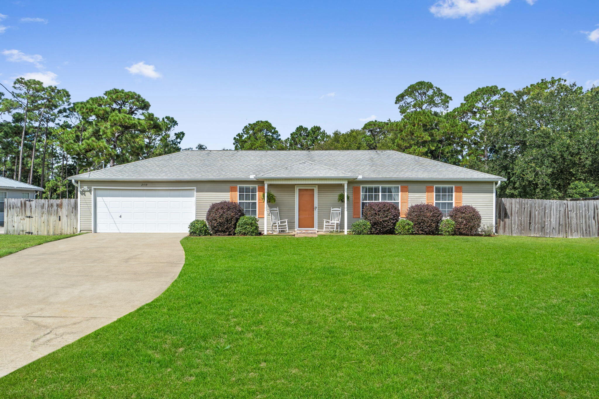 2519 Lincoln Road Navarre, FL 32566 - Photo 1 of 37 Front View