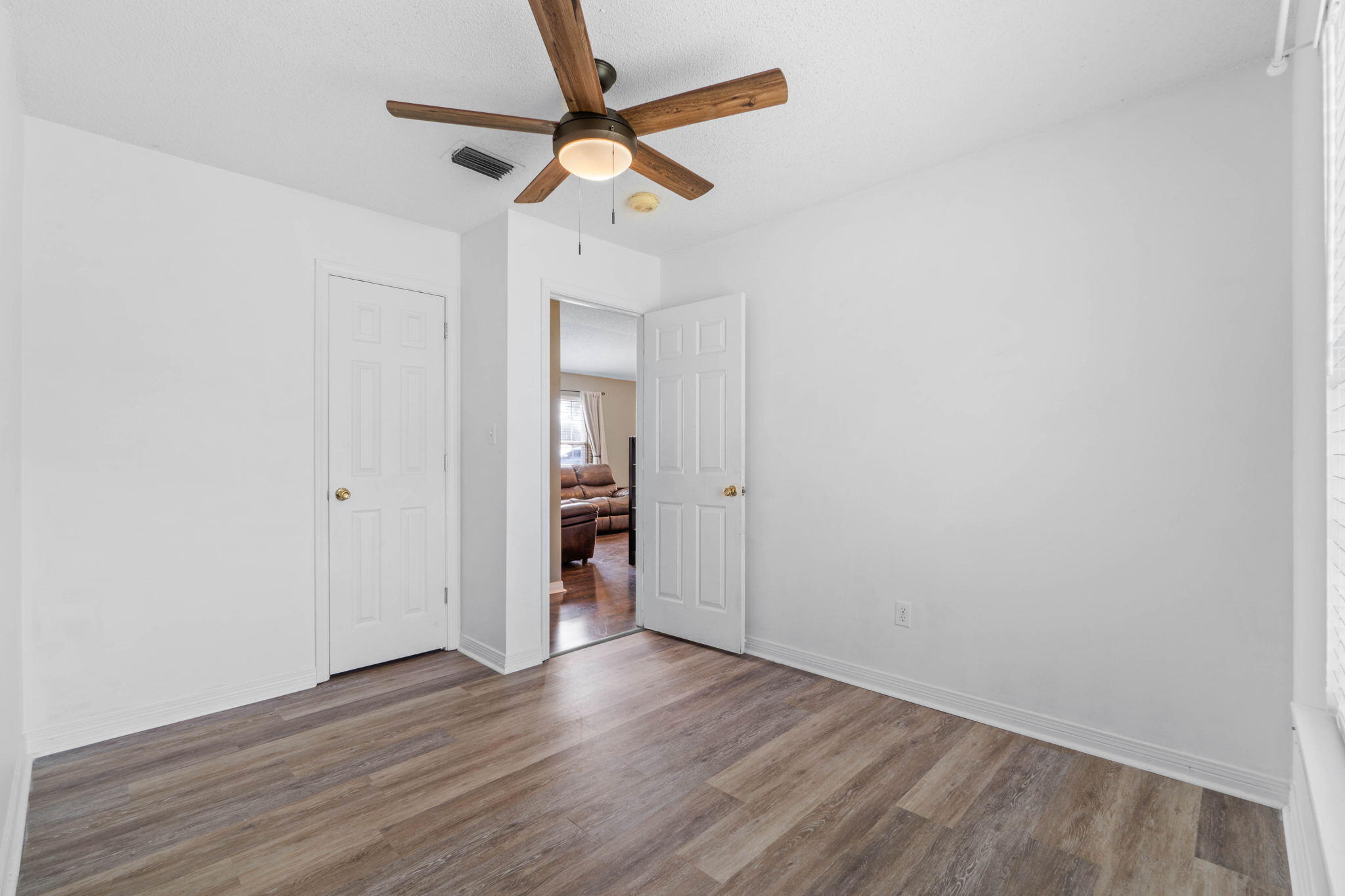 2519 Lincoln Road Navarre, FL 32566 - Photo 19 of 37 Bedroom