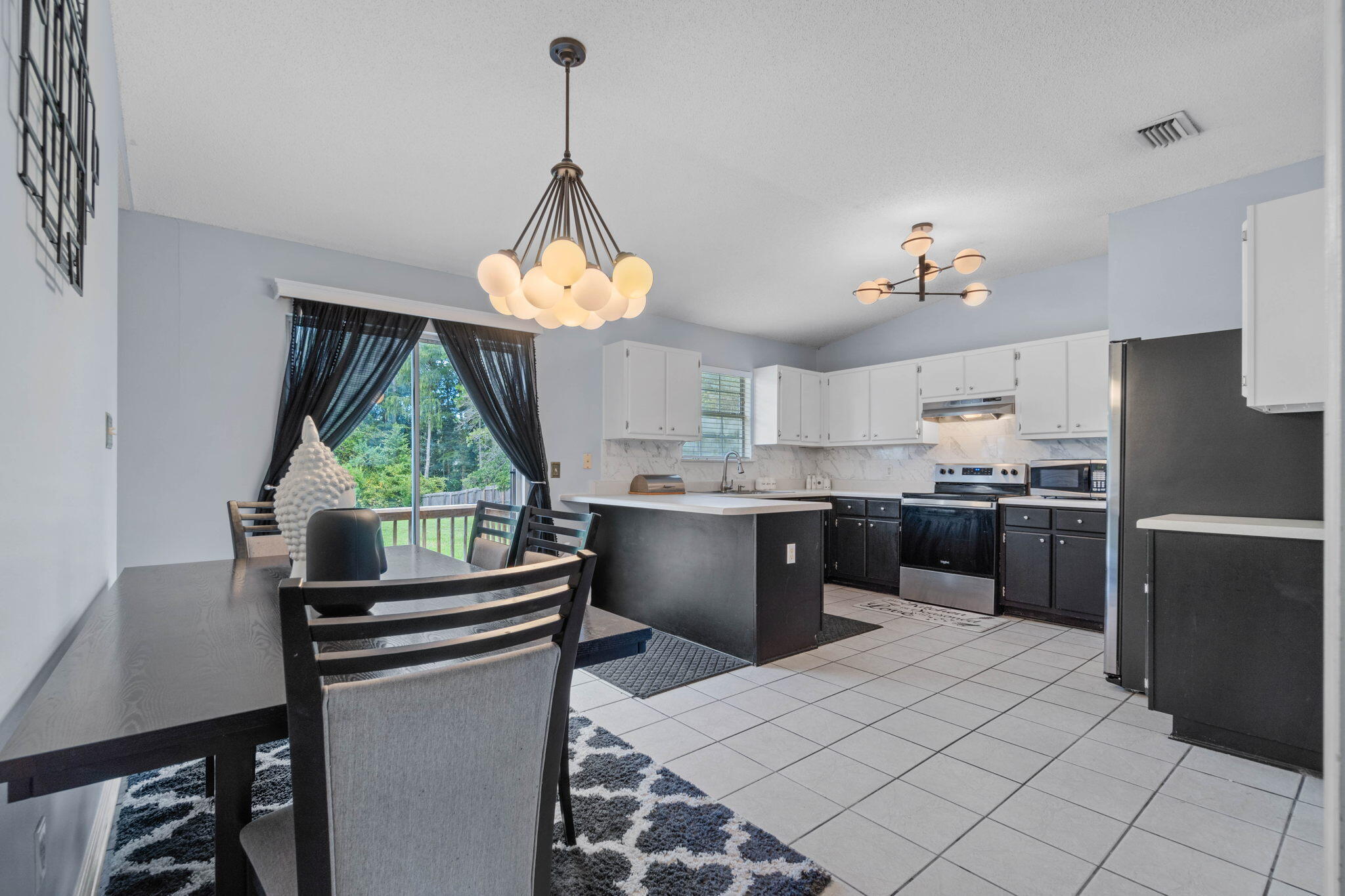 2519 Lincoln Road Navarre, FL 32566 - Photo 10 of 37 Dining Area/Kitchen