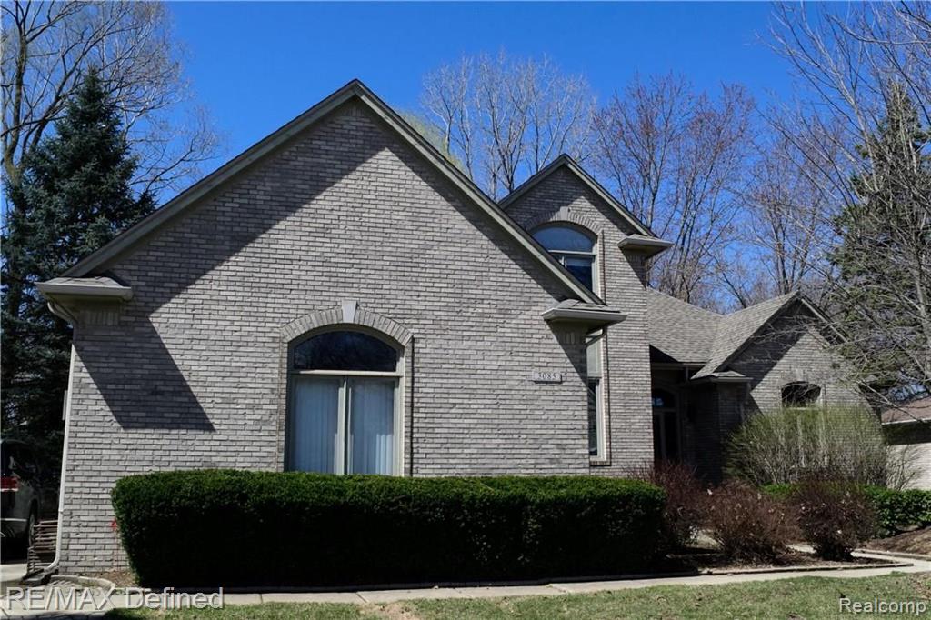 3085 Wilmington Court Rochester Hills, MI 48309 - Photo 1 of 45