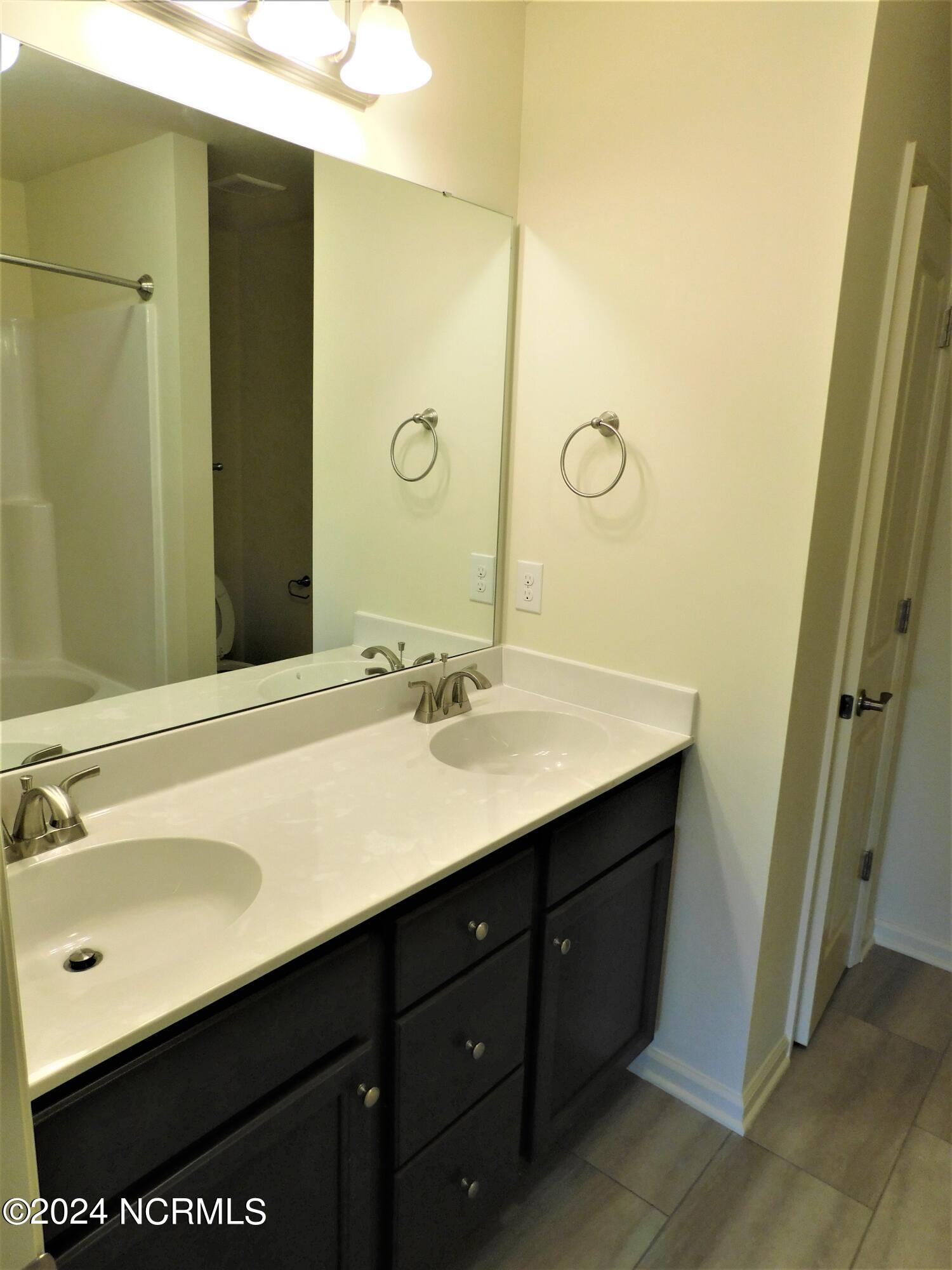 446 Sullivan Loop Road Midway Park, NC 28544 - Photo 13 of 20 Guest Bathroom