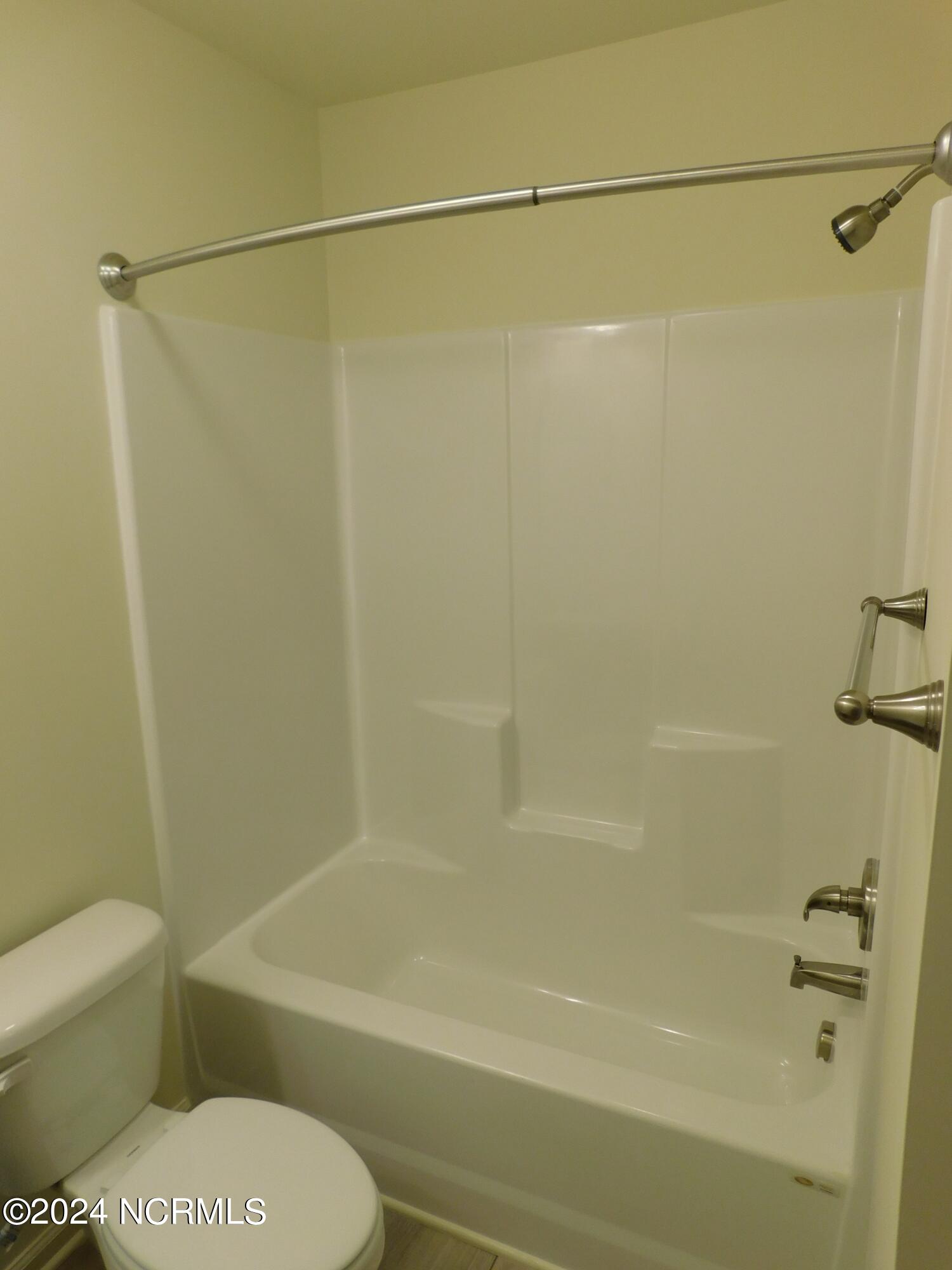 446 Sullivan Loop Road Midway Park, NC 28544 - Photo 16 of 20 Back Bedroom Bathroom