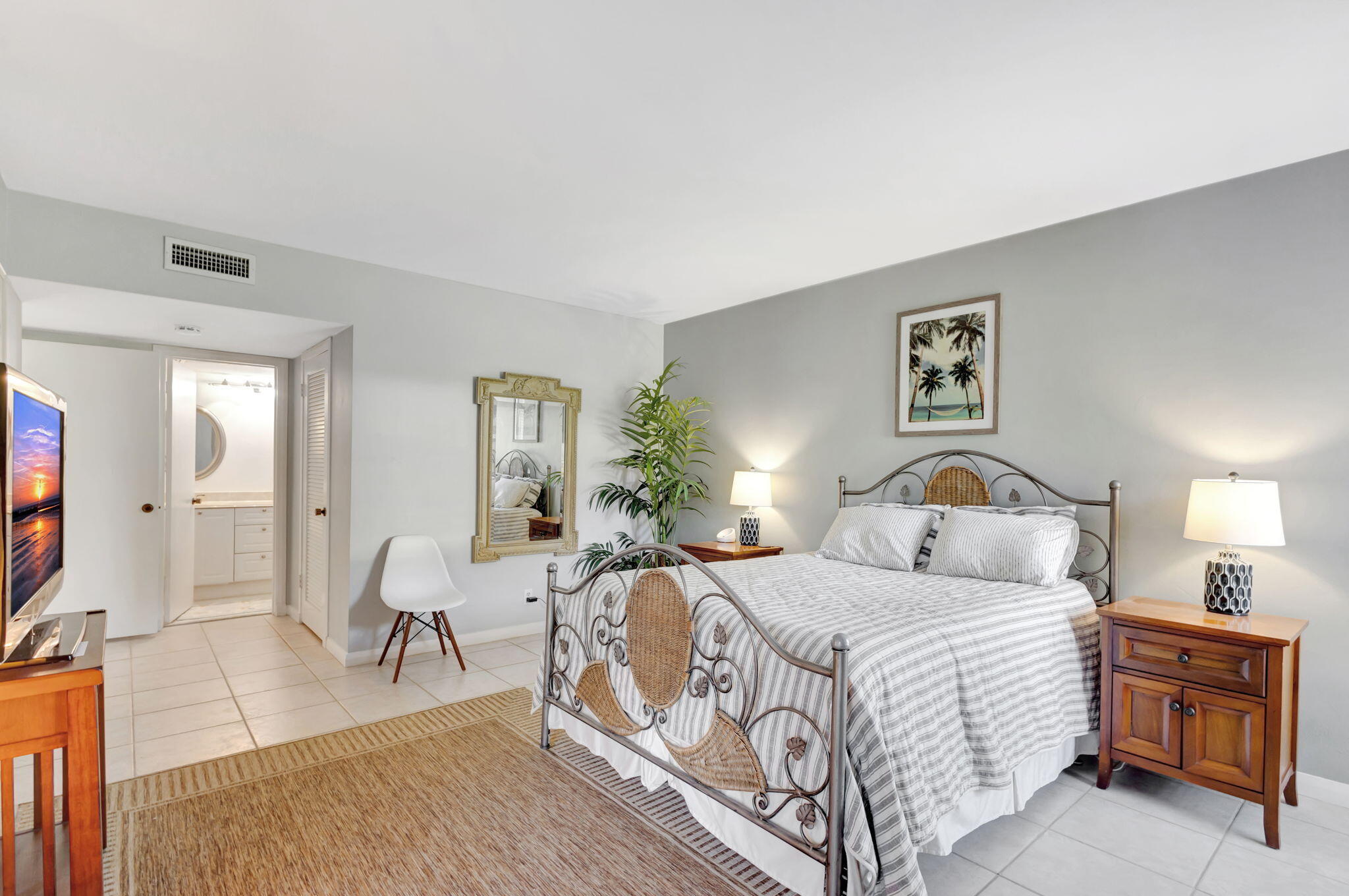 11 Concourse Drive, Unit B Jupiter, FL 33469 - Photo 15 of 42 Primary Bedroom