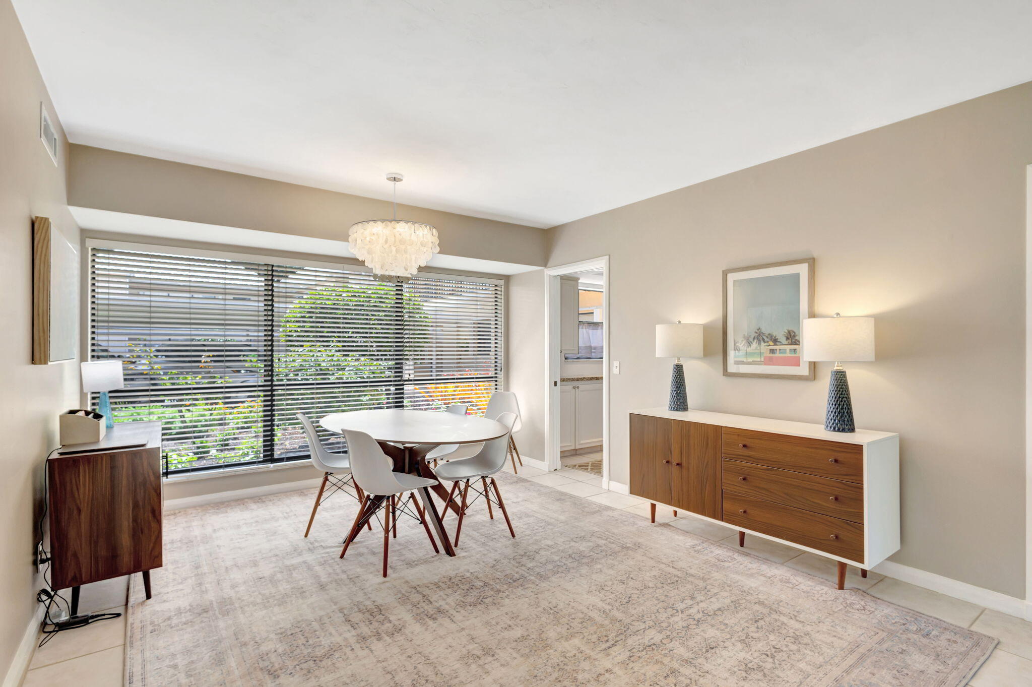 11 Concourse Drive, Unit B Jupiter, FL 33469 - Photo 8 of 42 Dining Room