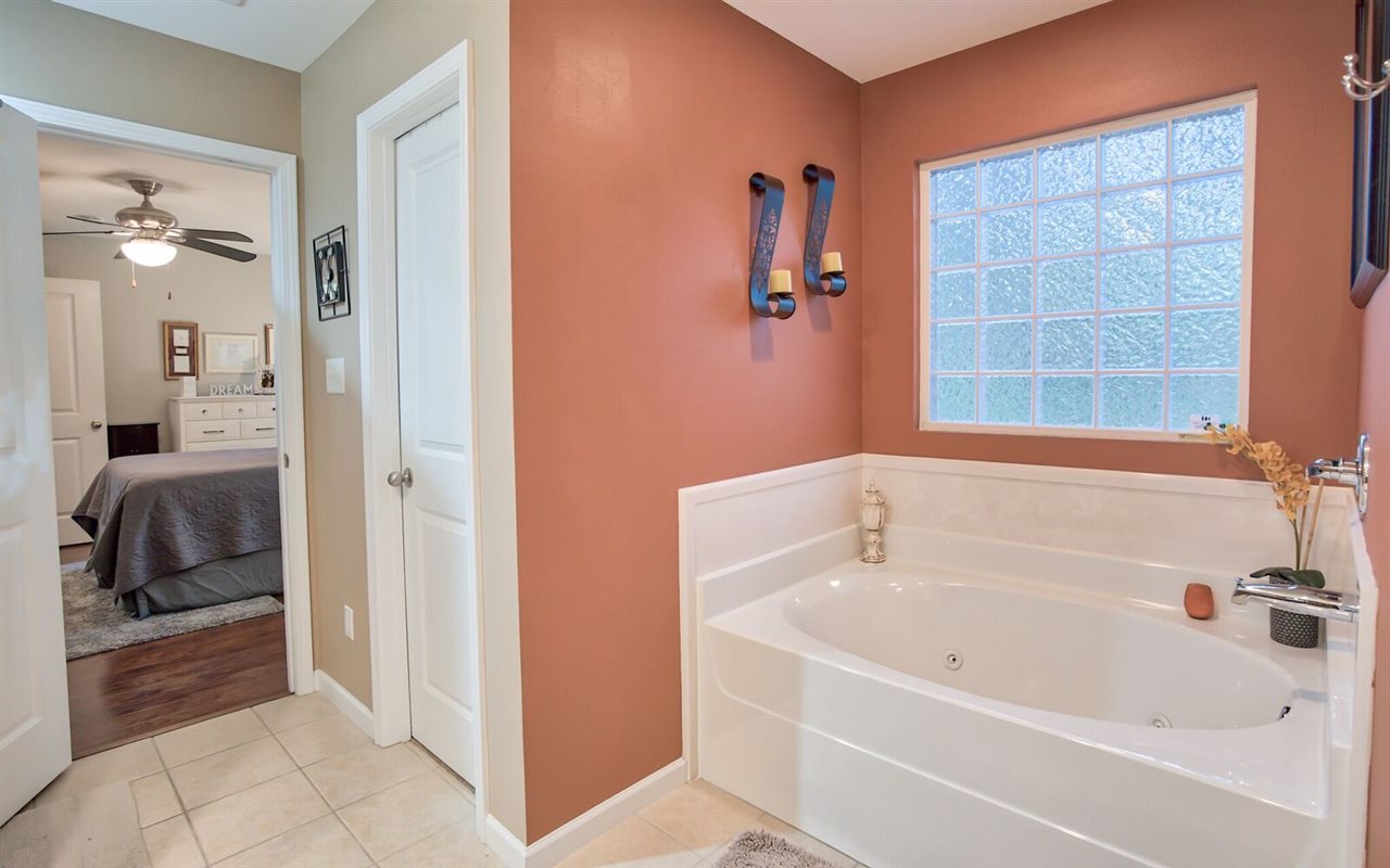 14836 Silveroaks Loop Silverhill, AL 36576 - Photo 19 of 29