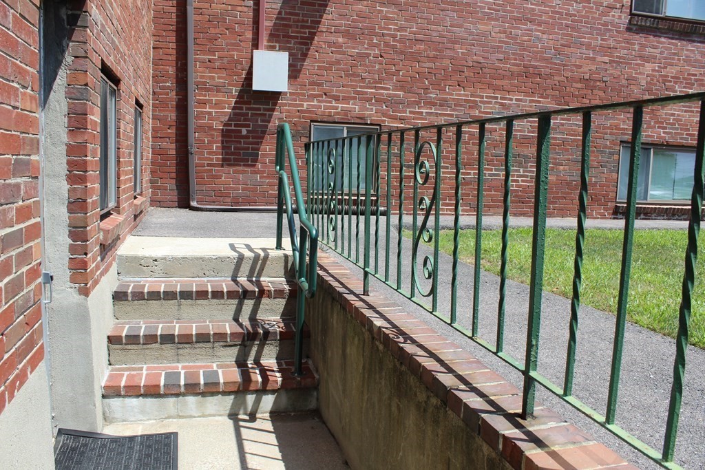 67 Nicholas Road, Unit D Framingham, MA 01701 - Photo 34 of 42