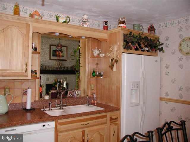 304 Valley Road Etters, PA 17319 - Photo 12 of 24 Gallery Image 12